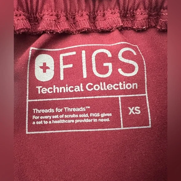 FIGS Scrub Set - Picture 5 of 5